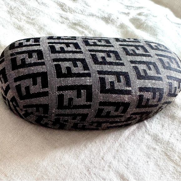 Authentic Fendi Sunglasses with Case - Picture 8 of 8